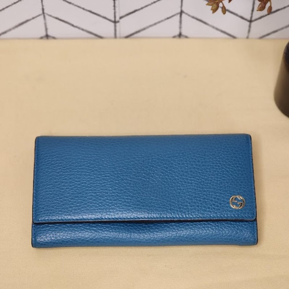 Authentic Gucci Leather Continental Wallet - Teal Blue